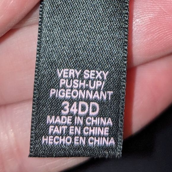 Victoria's Secret bra 34DD - Picture 3 of 3